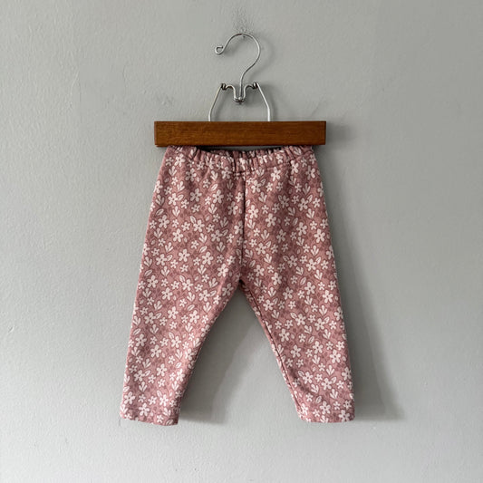 Uniqlo / Pink floral lined legings / 12-18M