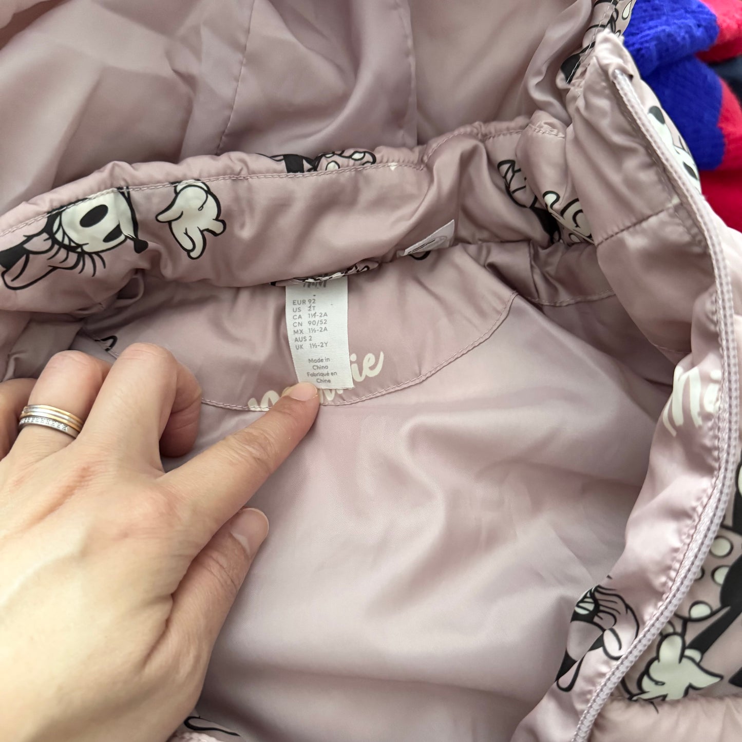 H&M / Light pink Minnie puffer jacket / 18-24M