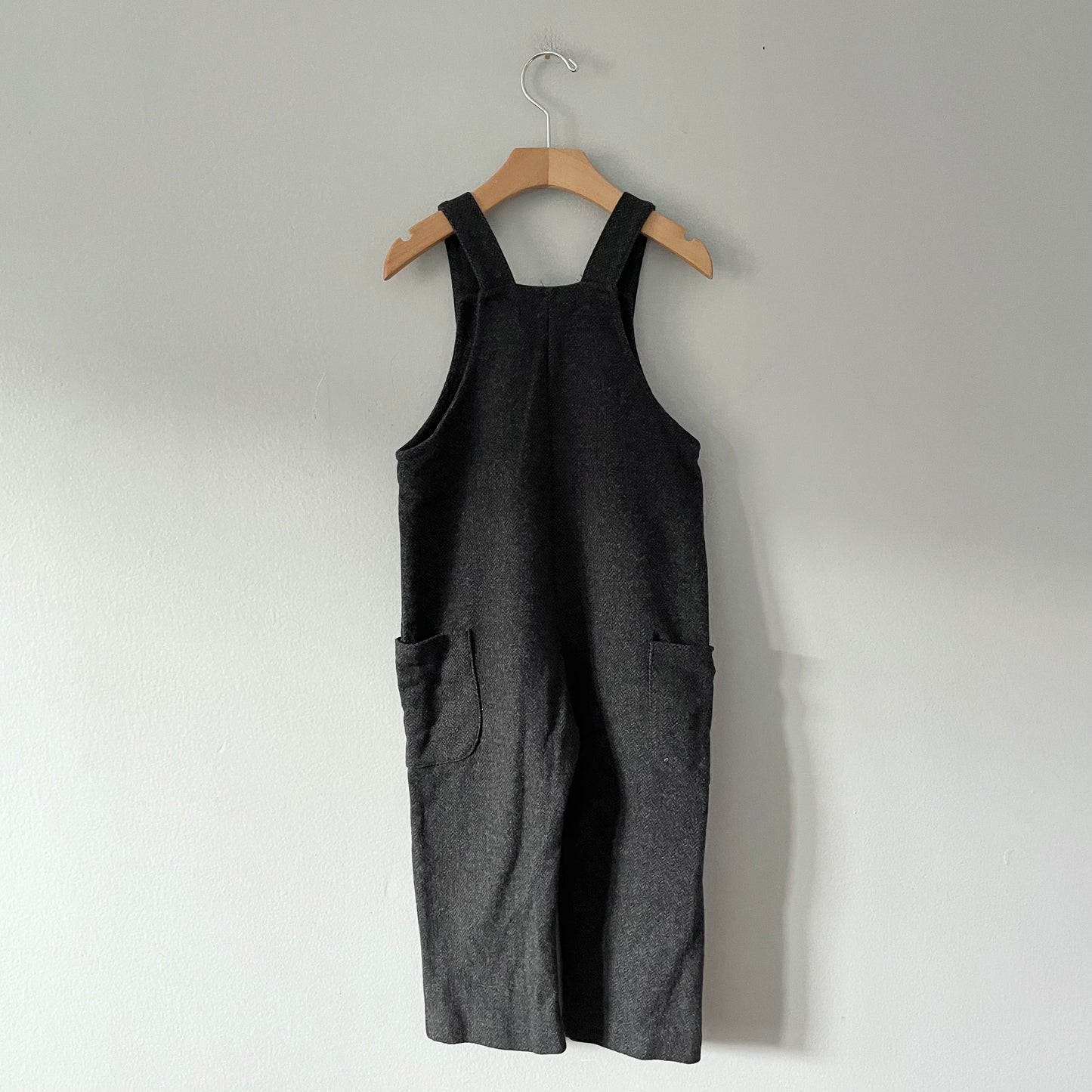 Zara / Tweed overalls / 4-5Y
