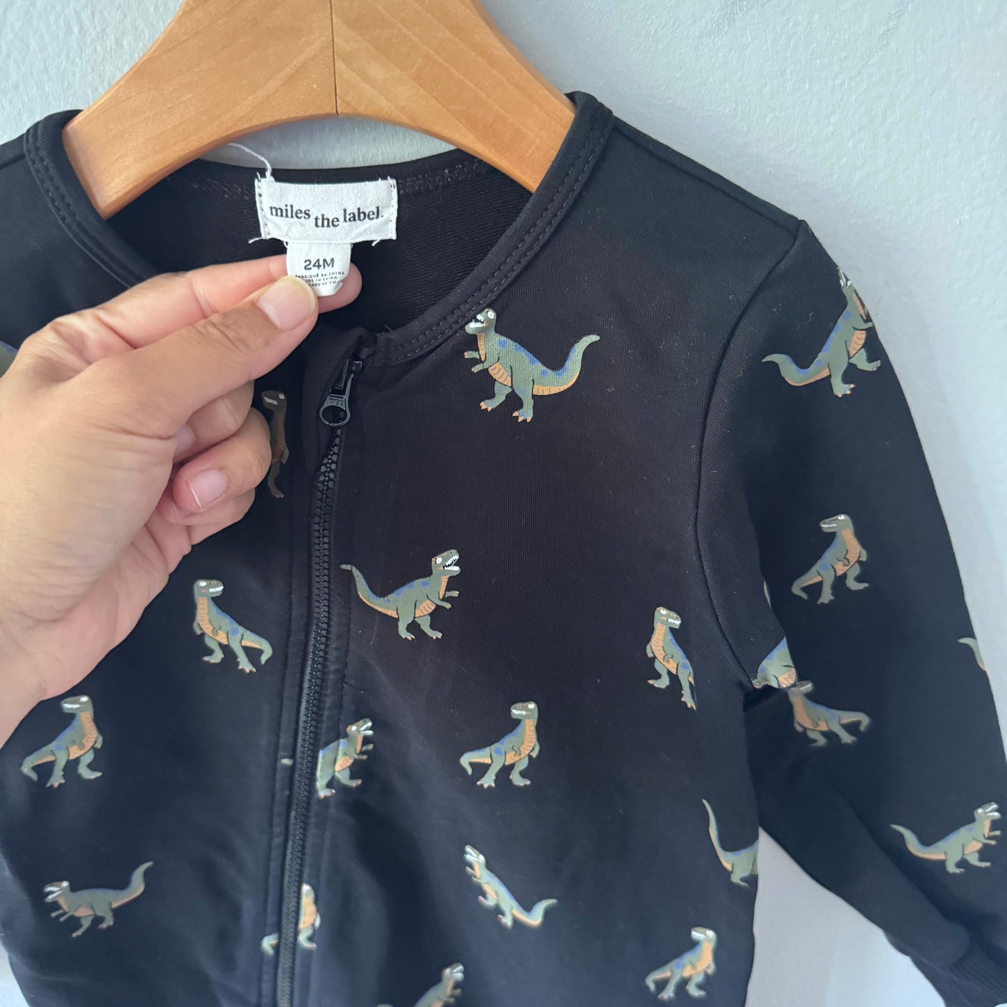 Miles the label / Black x Dinosaur crew romper / 24M