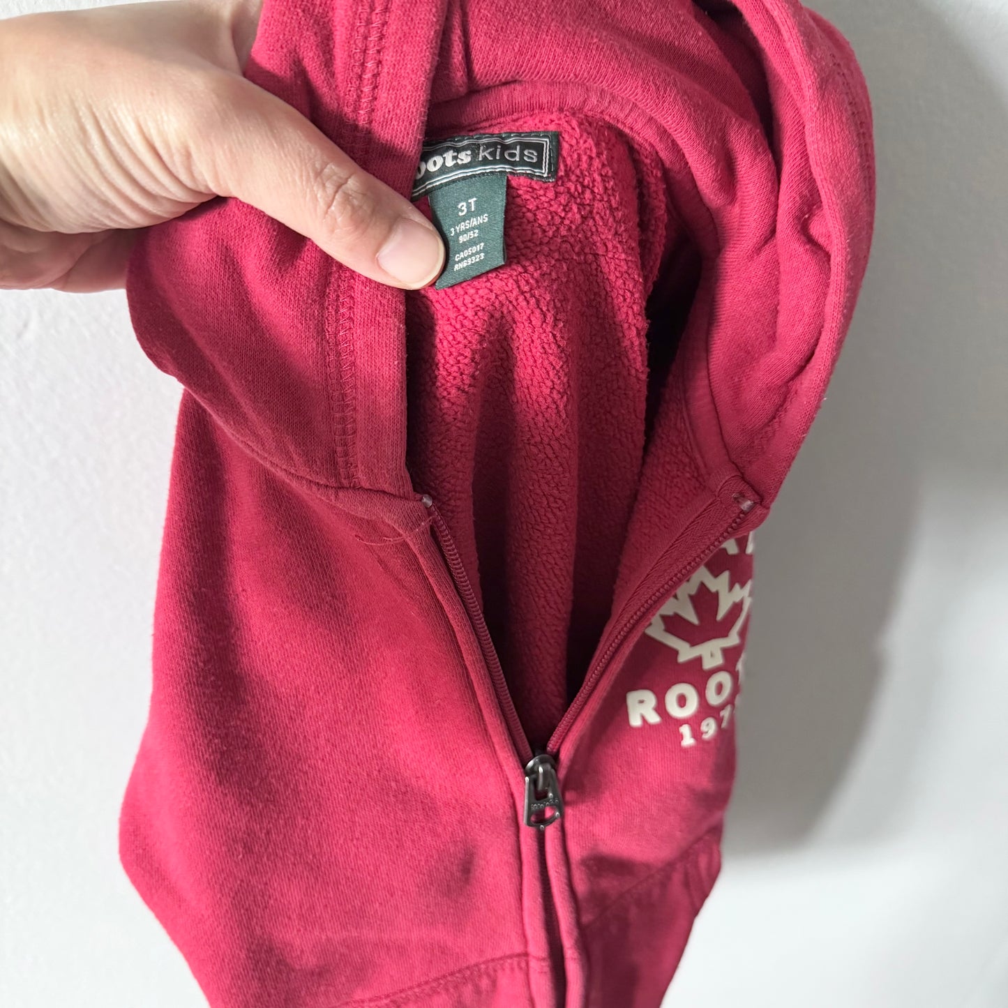 Roots / Red zip up hoodie / 3T