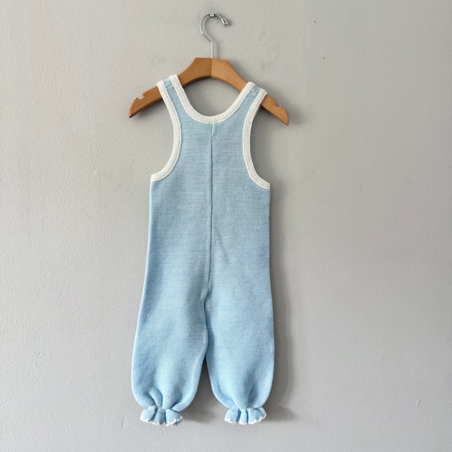 Vintage / Light blue knit overalls / 12M