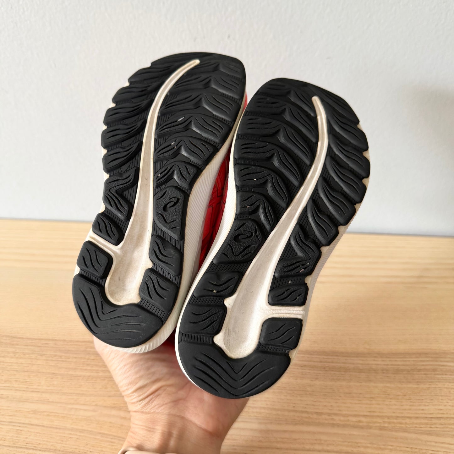 Asics / Sneaker / US11