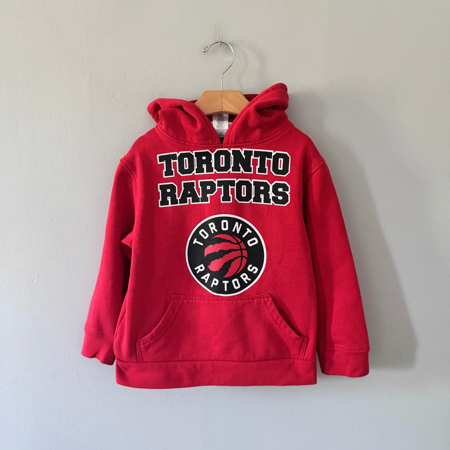 NBA / Toronto Raptors red hoodie / 6Y