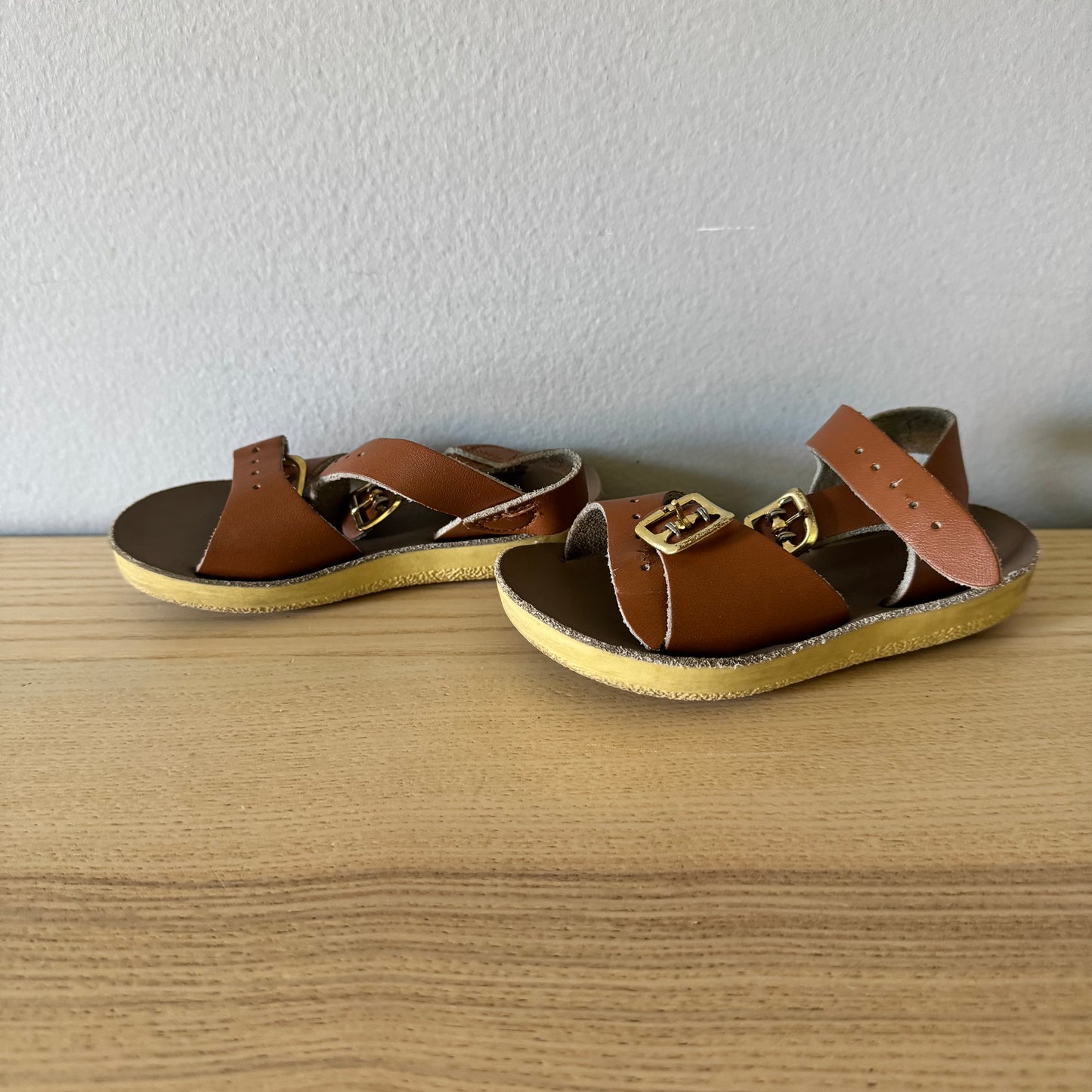 Salt Water / Sandals / US7