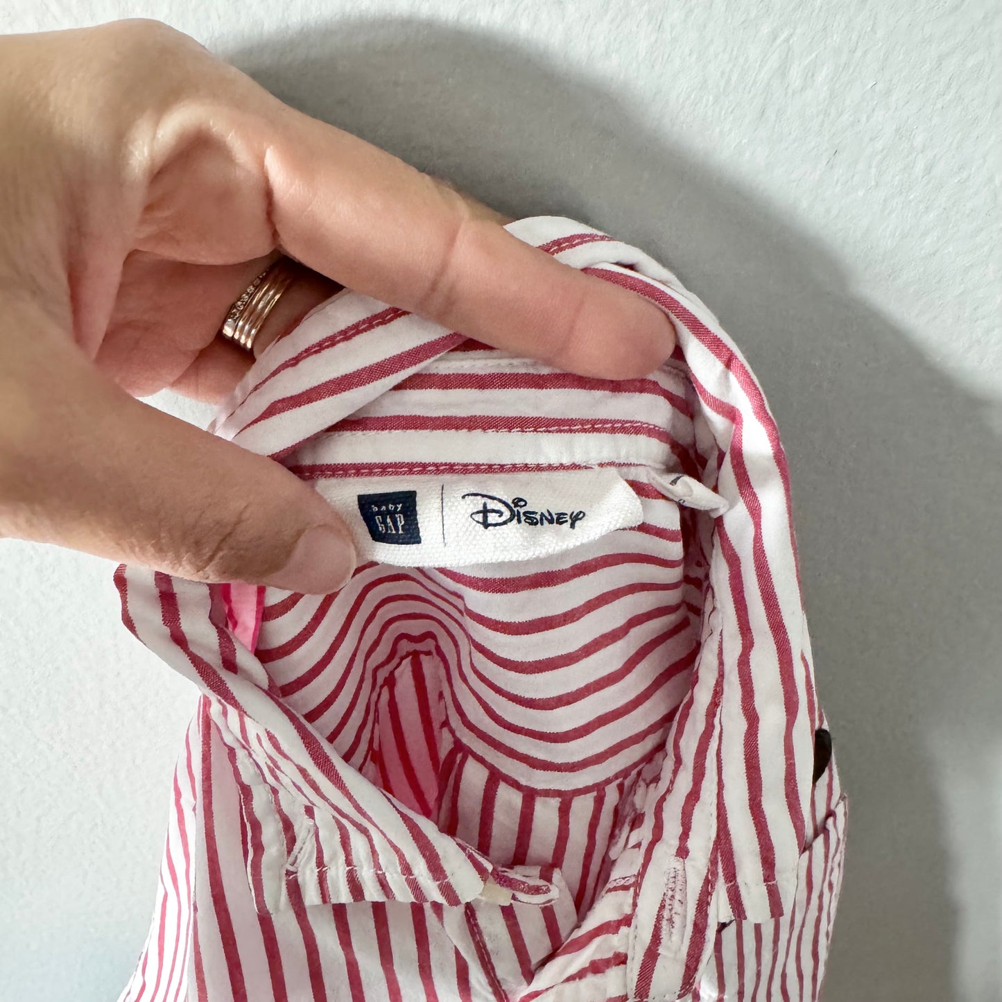 Gap x Disney	/ Mickey Red x white stripe shirt / 4Y