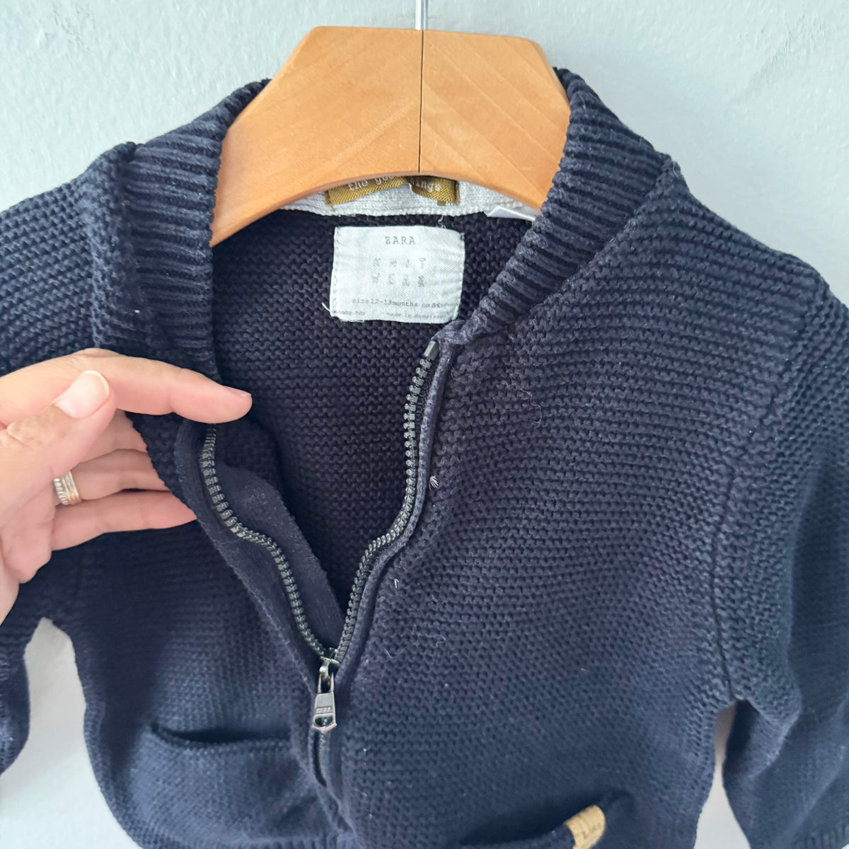 Zara / Navy cotton knit zip up jacket / 12-18M