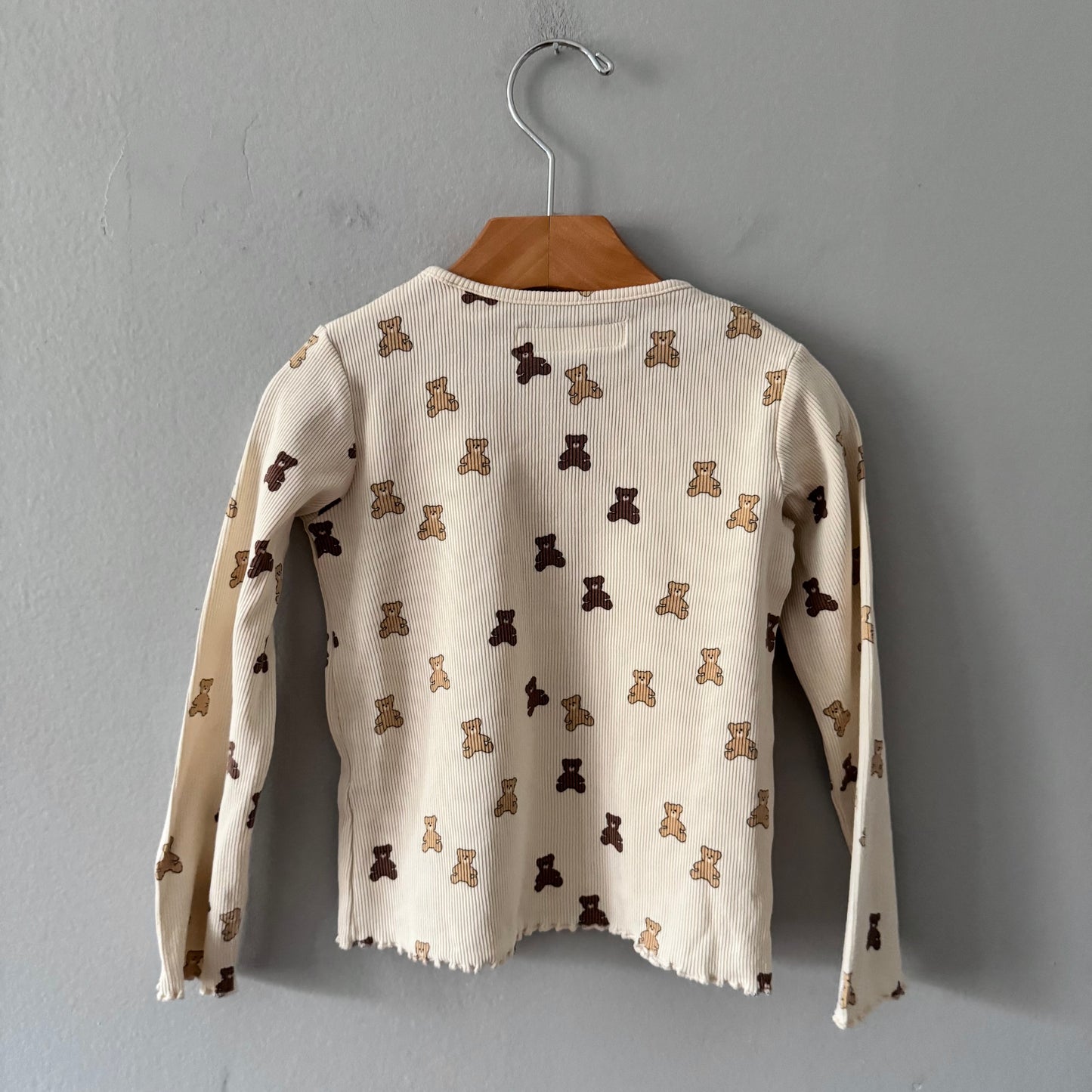 Zara / Ivory x teddy bear long sleeve / 4Y