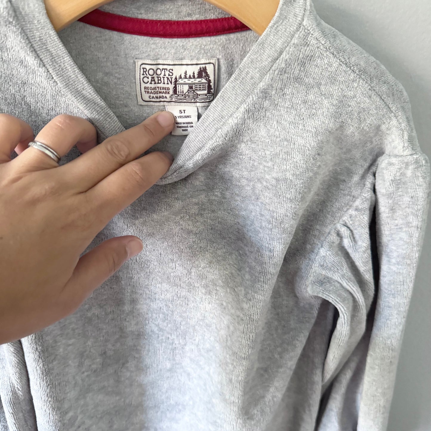 Roots Cabin / Light grey velour dress / 5T