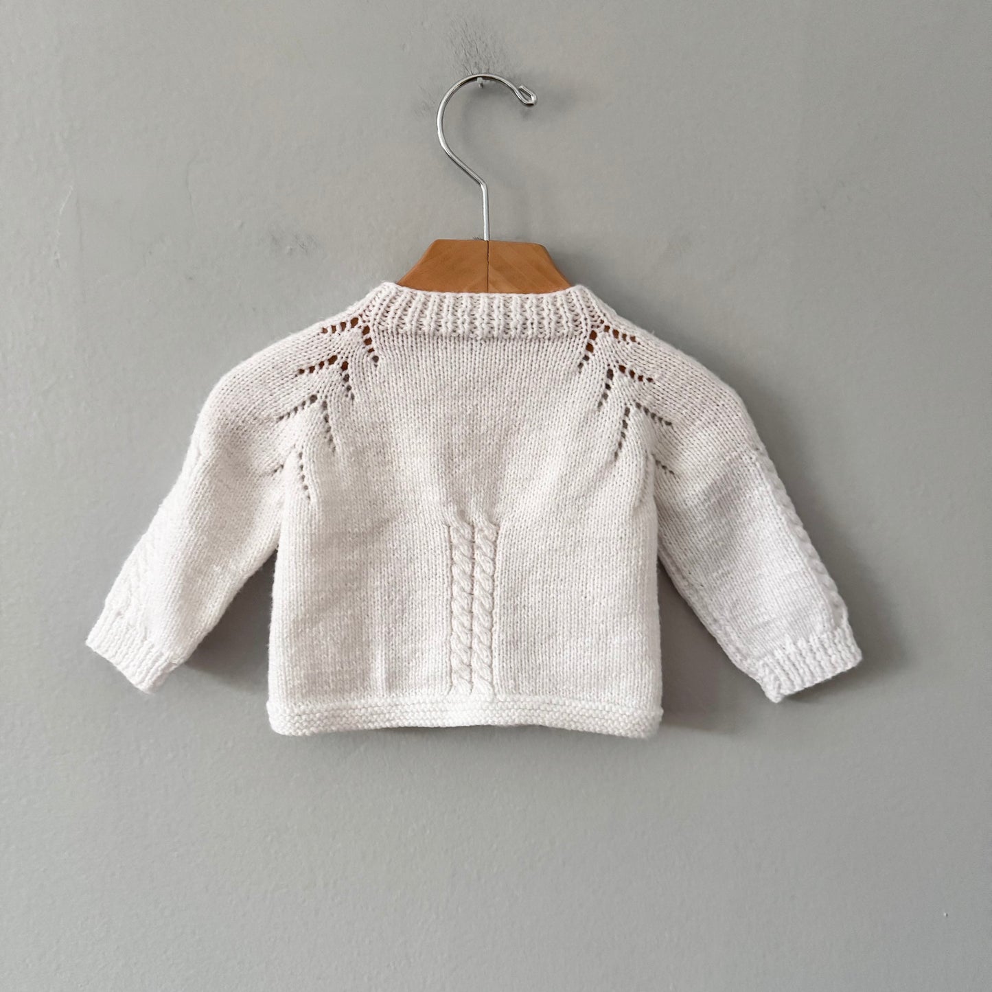 Handmade / White knit cardigan / 3M