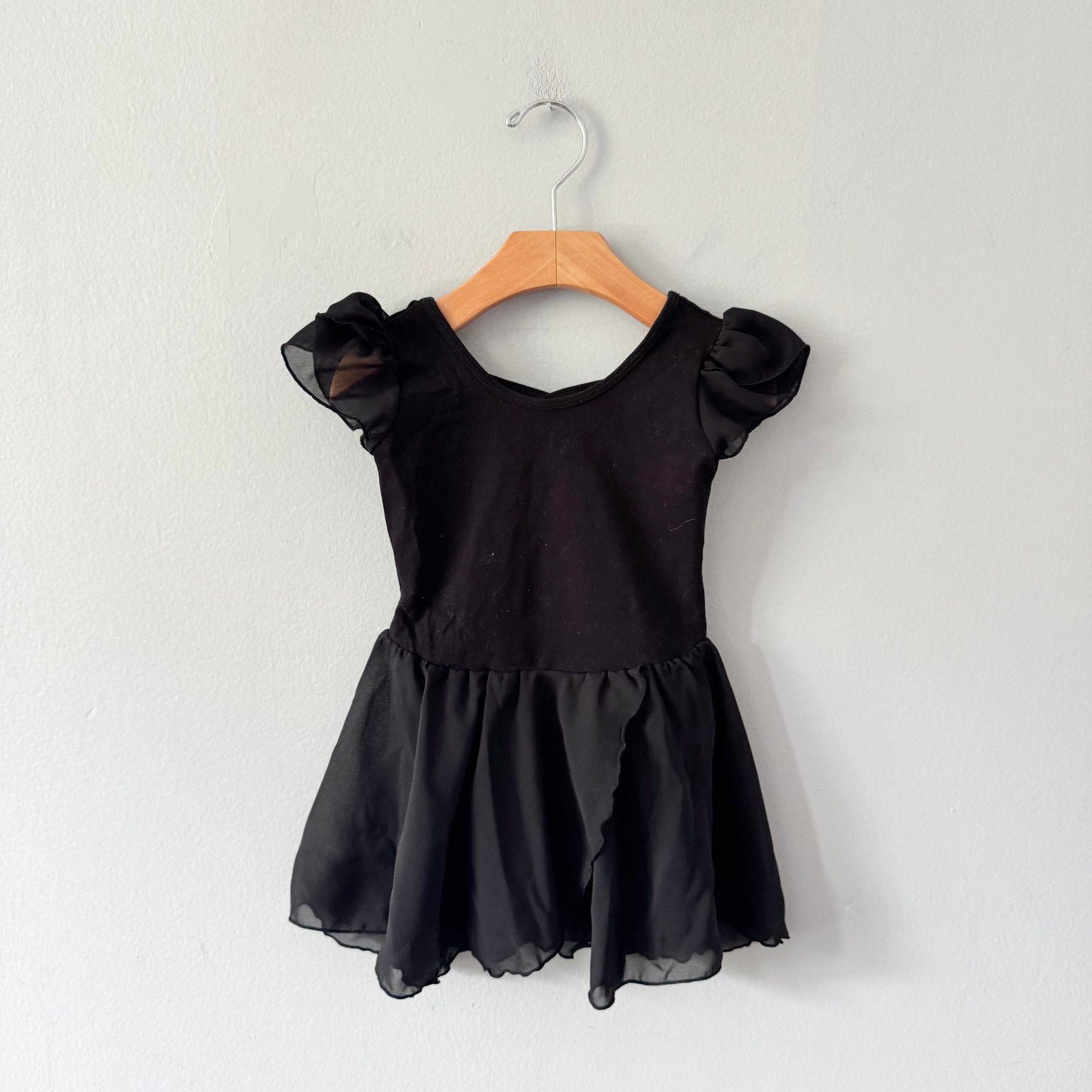 No brand / Black leotard with tutu / 4Y