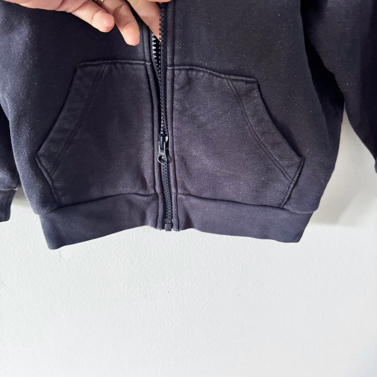 Petit Bateau / Navy zip up hoodie / 4Y