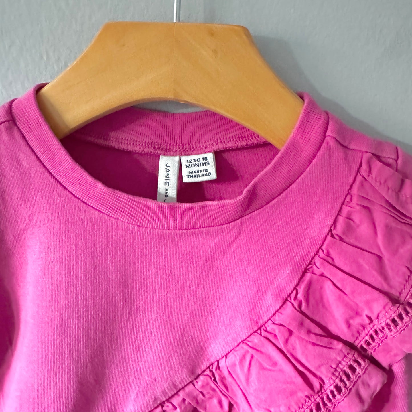 Janie & Jack / Pink short sleeve top / 12-18M