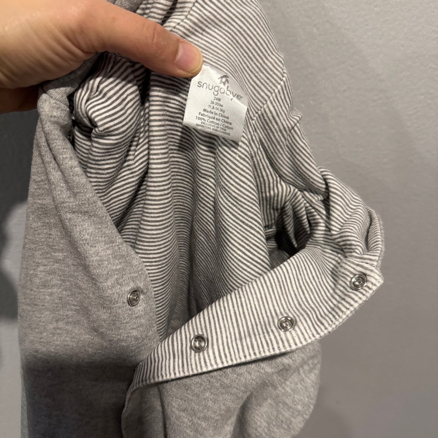 Snugabye / Light grey reversible crew hoodie / 24M