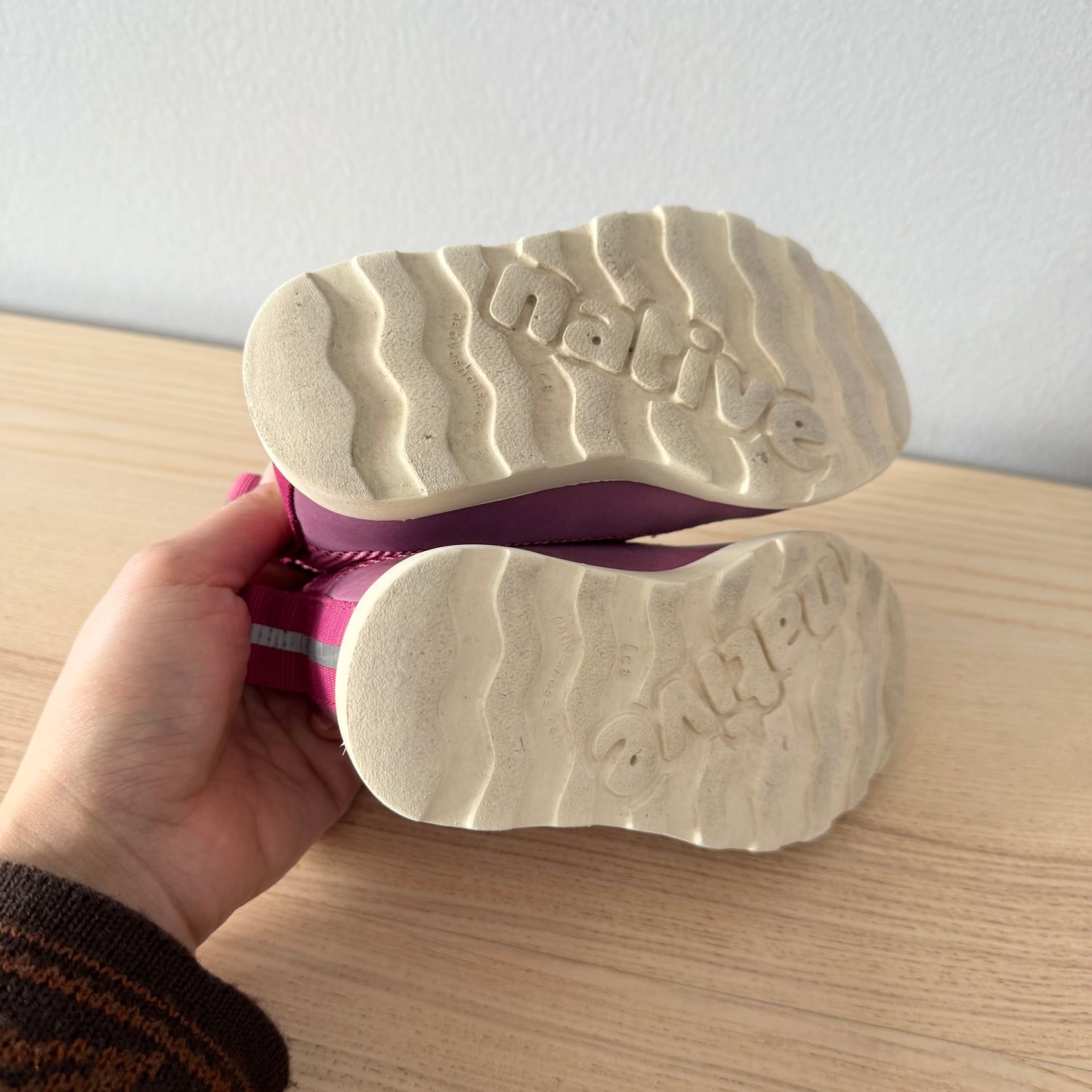 Native / Mesh velcro shoes / US8