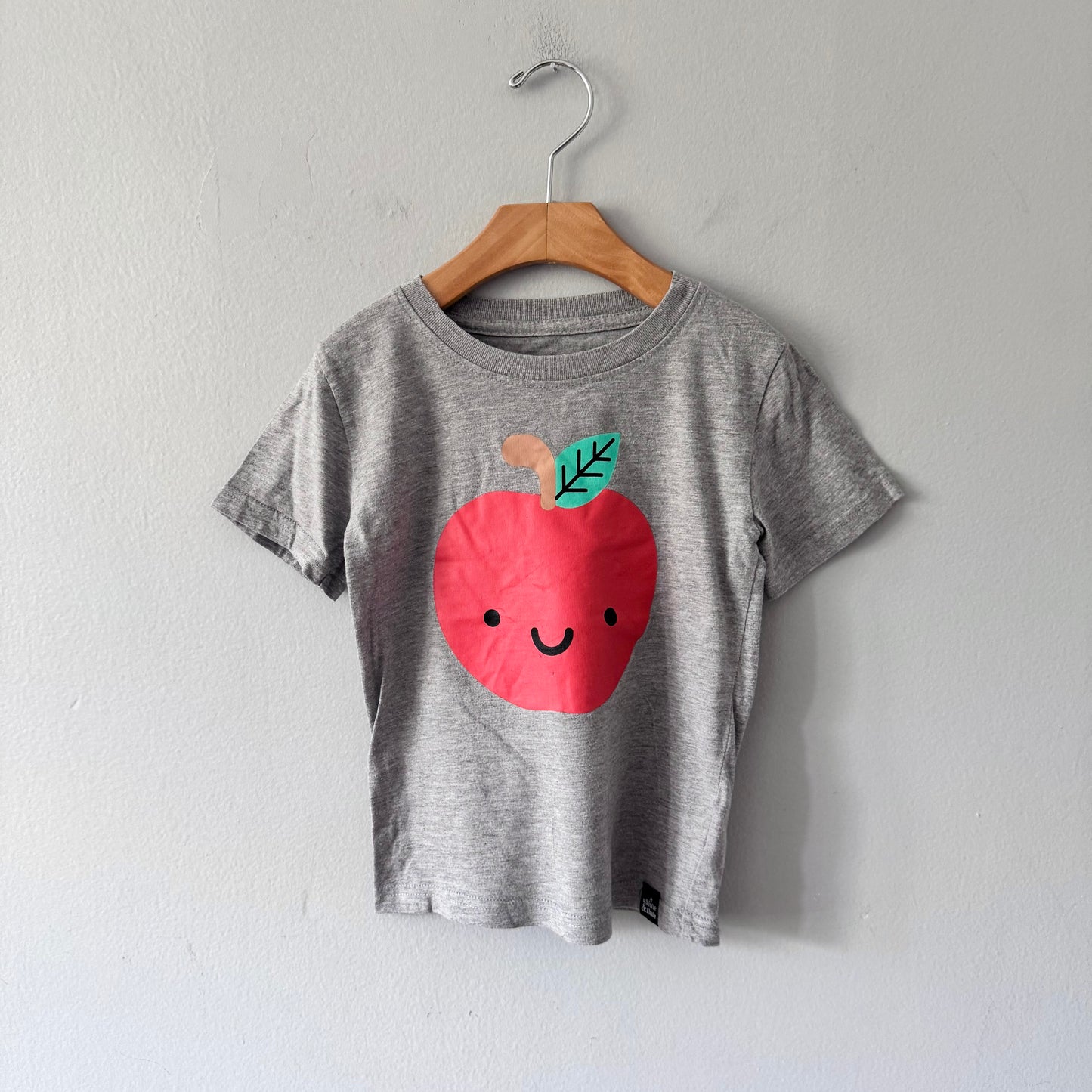 Whistle & Flute / Apple T-shirt / 5-6Y