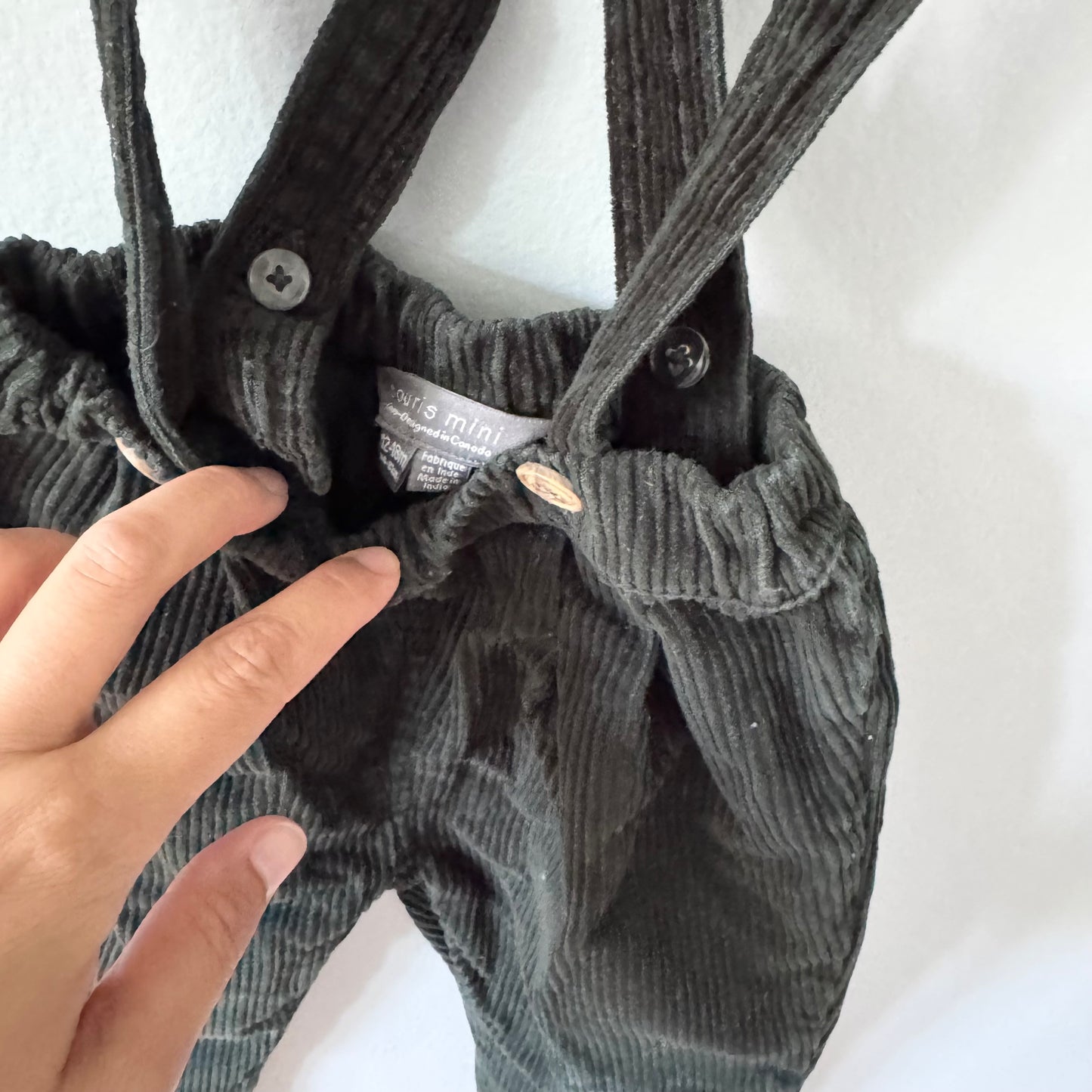 Souris mini / Black corduroy pants with strap / 12-18M
