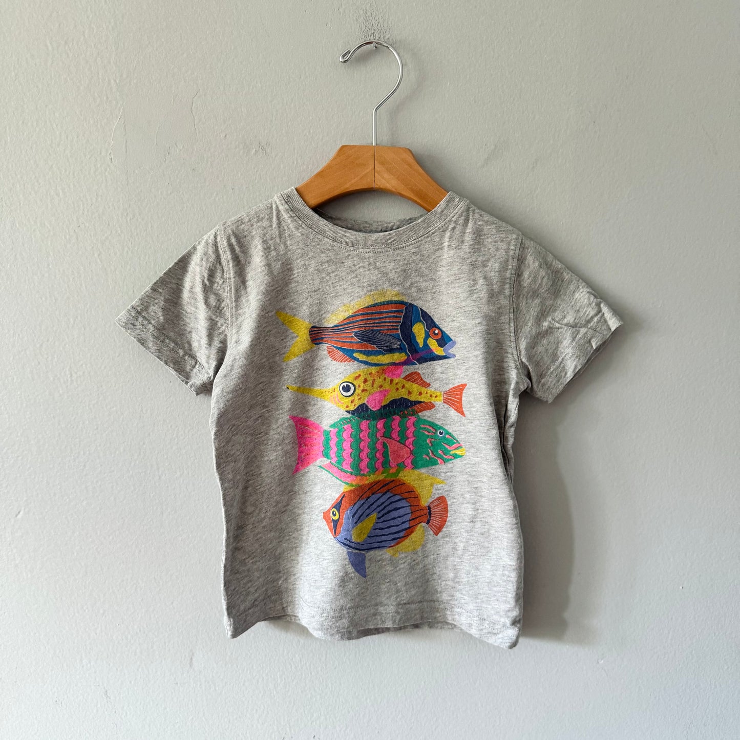 Mini Boden / Light grey x fish T-shirt / 3-4Y