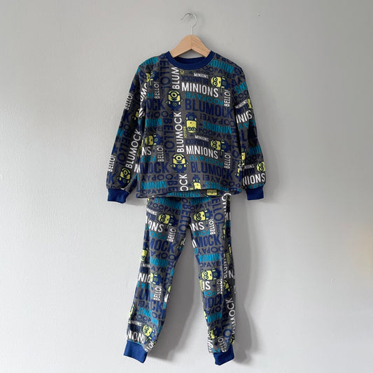 Despicable Me / Minion fleece pajama set / 4-5Y