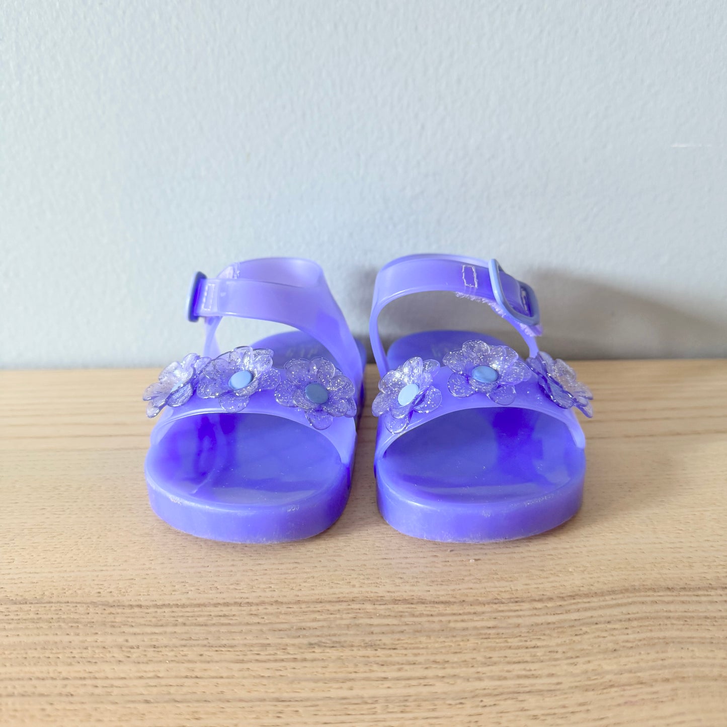 Gap / Purple jelly sandals / US6