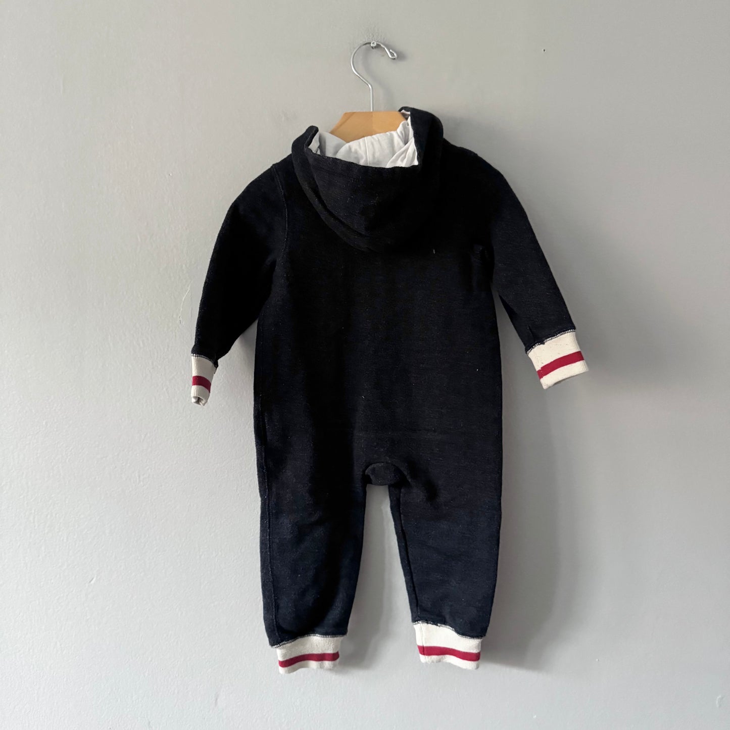 Roots / Black salt and pepper crew romper / 12-18M