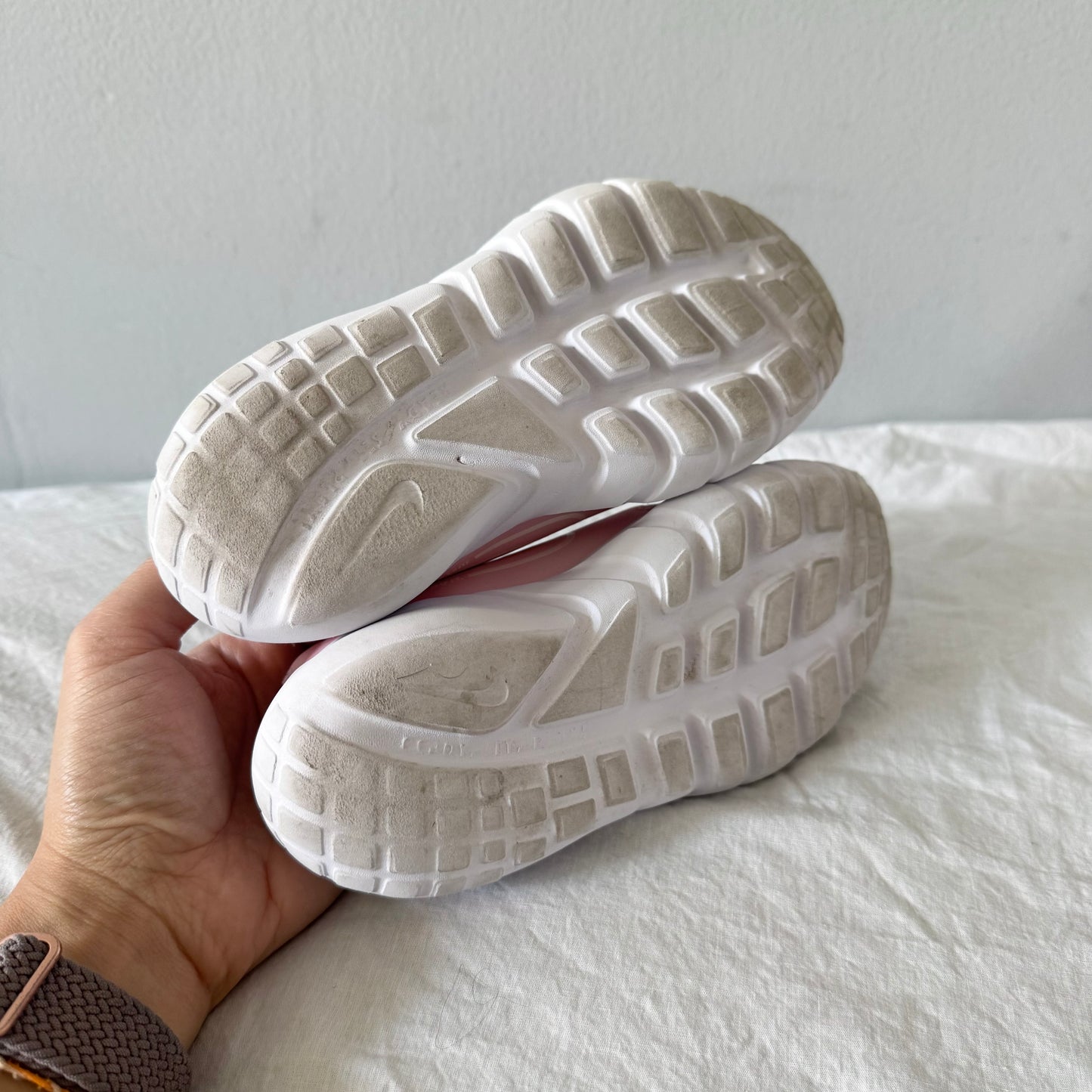 Nike / Running Shoes / US13