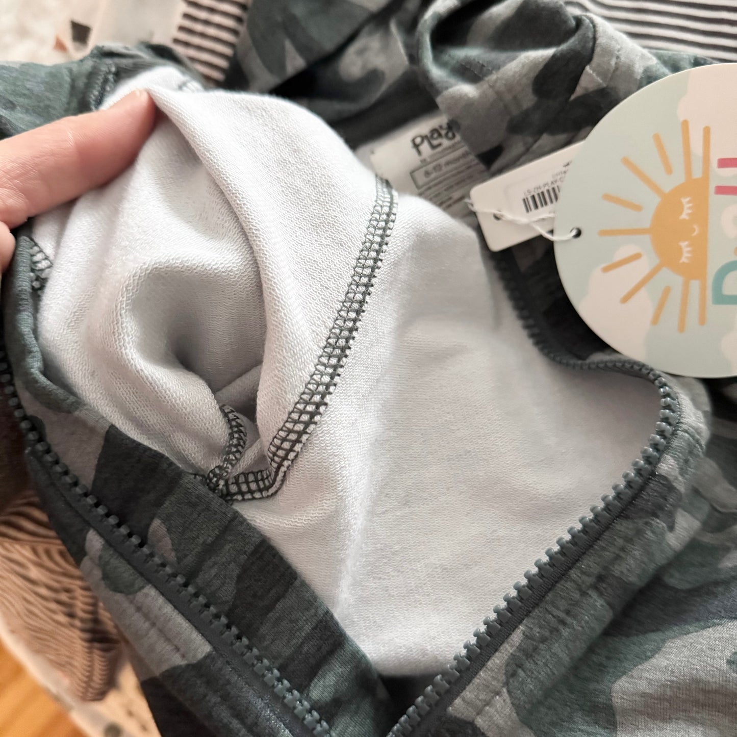 Play by Little sleepies / Camo zip up hoodie & pants set / 6-12M - New with tag