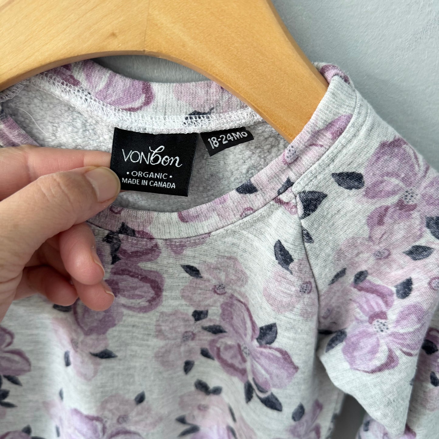 Vonbon / Light grey floral crew romper / 18-24M