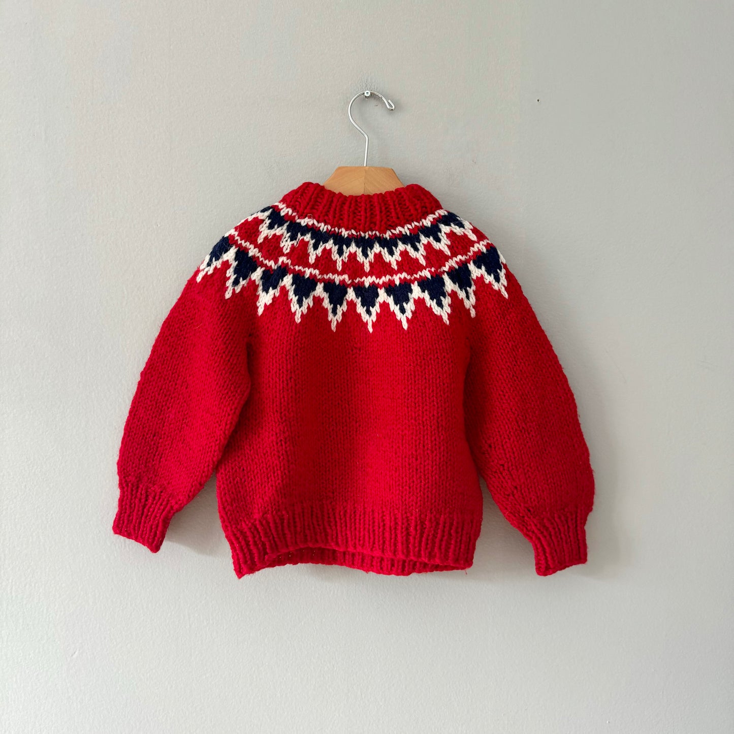 Handmade / Red knit pullover / 3-4Y