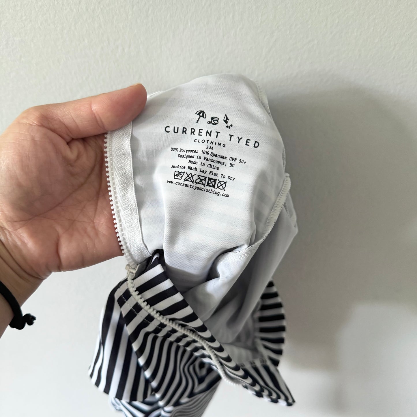 Current tied / Stripe swim suit / 3M