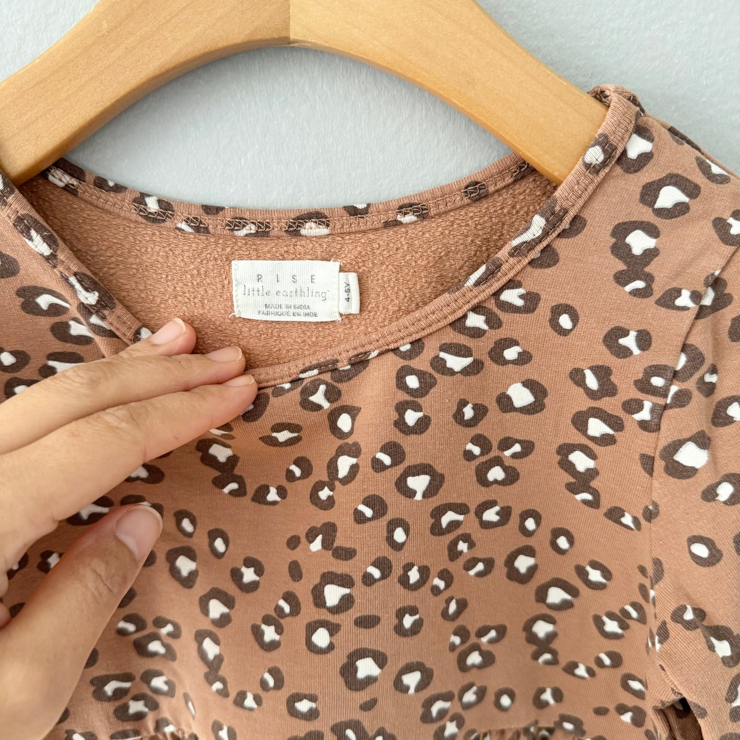 Rise little earthling / Brown leopard dress / 4-5Y