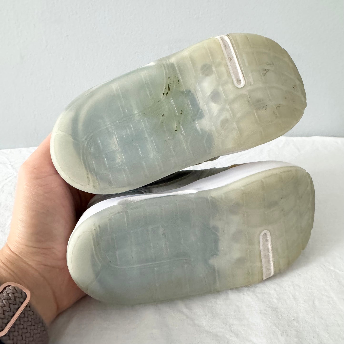 Nike / Running Shoes / US8