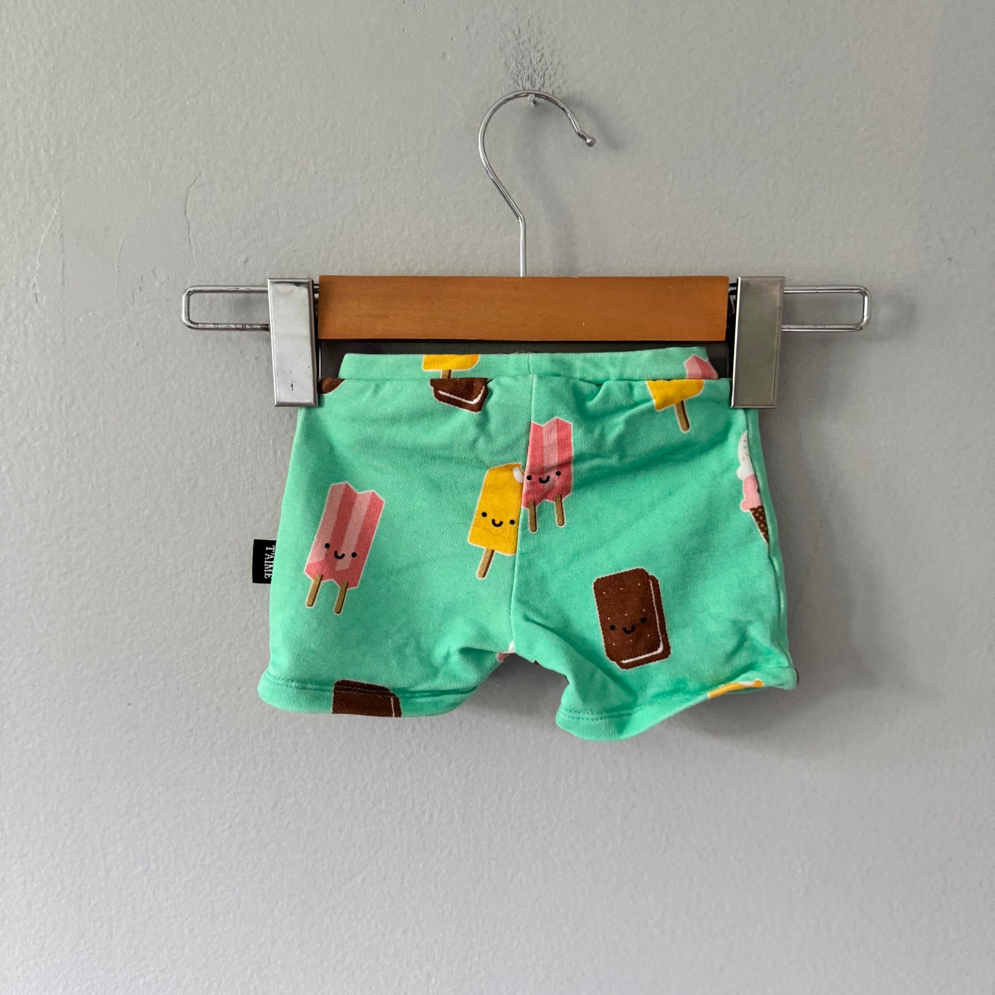 Whistle & Flute / Popsicle shorts / 6-12M(Fits 6M)