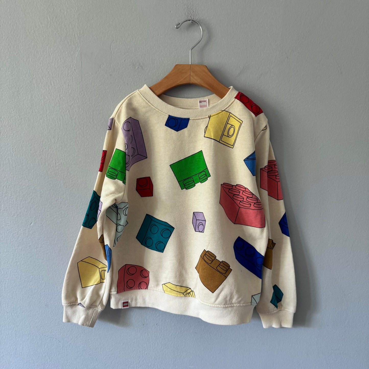 H&M x Lego / Cream sweatshirt / 6-8Y
