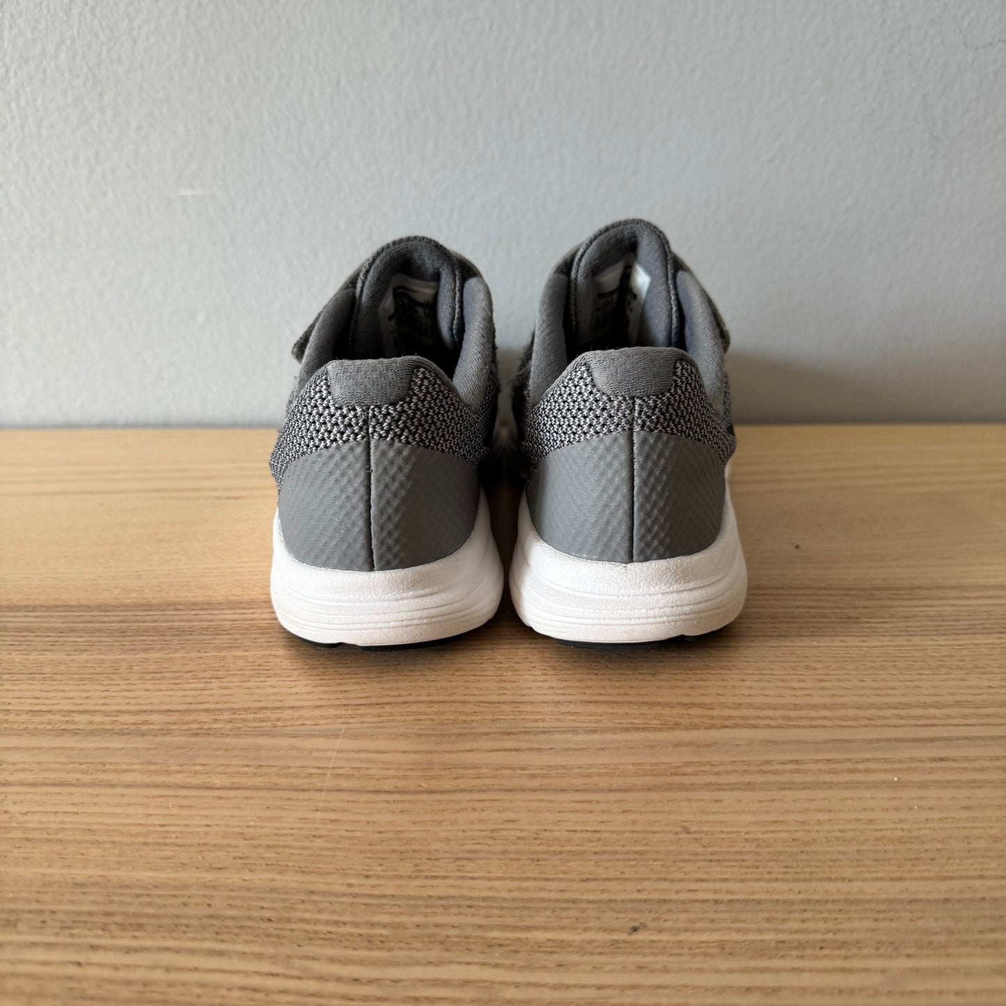 Nike / Sneakers / US12