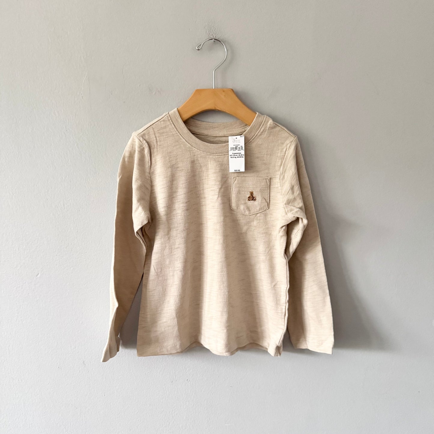 Gap	/ Beige long sleeve / 5Y - New with tag