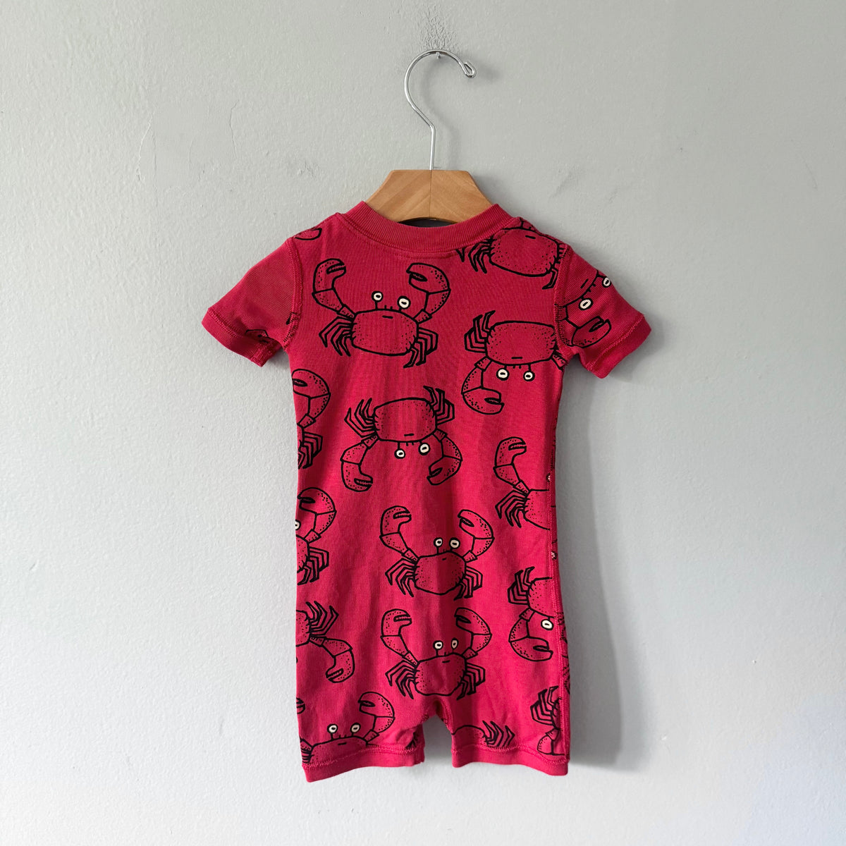 Hanna Andersson / Red crab romper / 6-12M