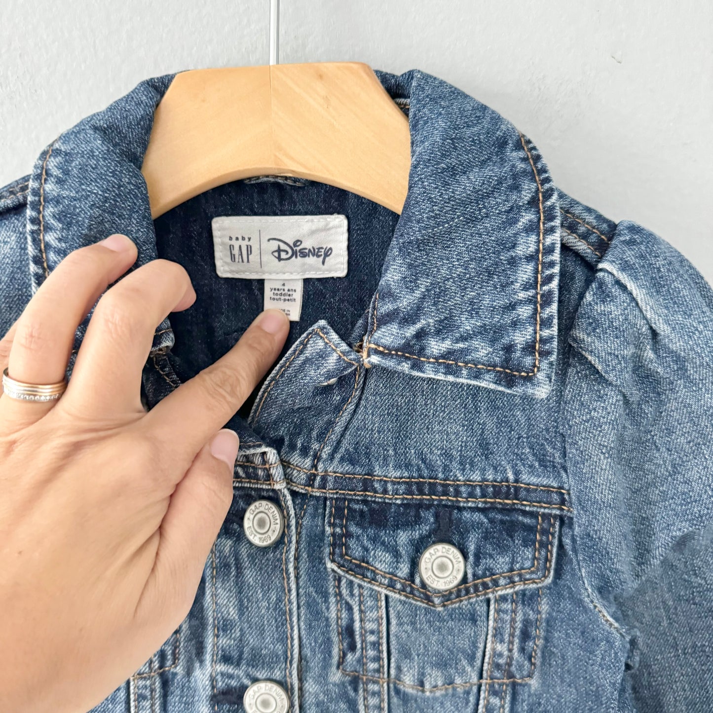 Gap x Disney / Denim jacket / 4Y