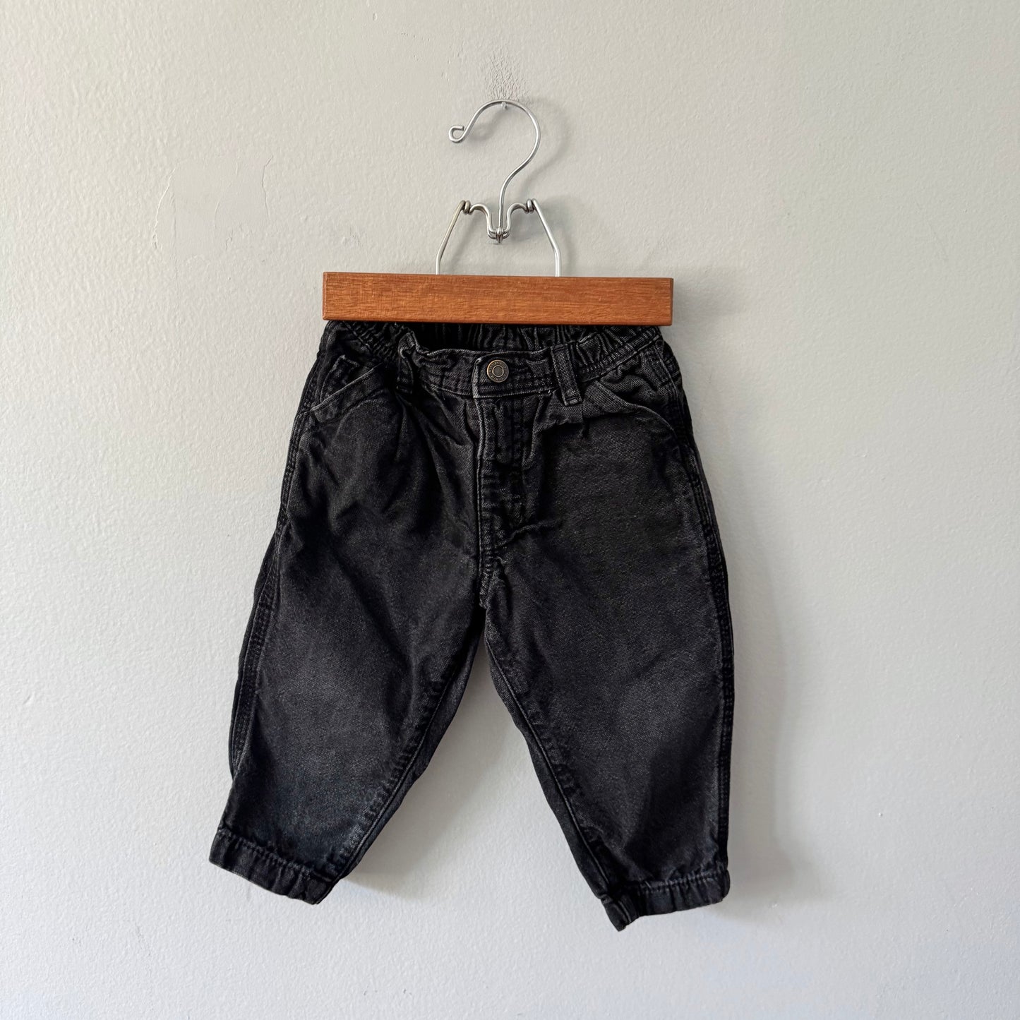 Zara / Black denim / 12-18M