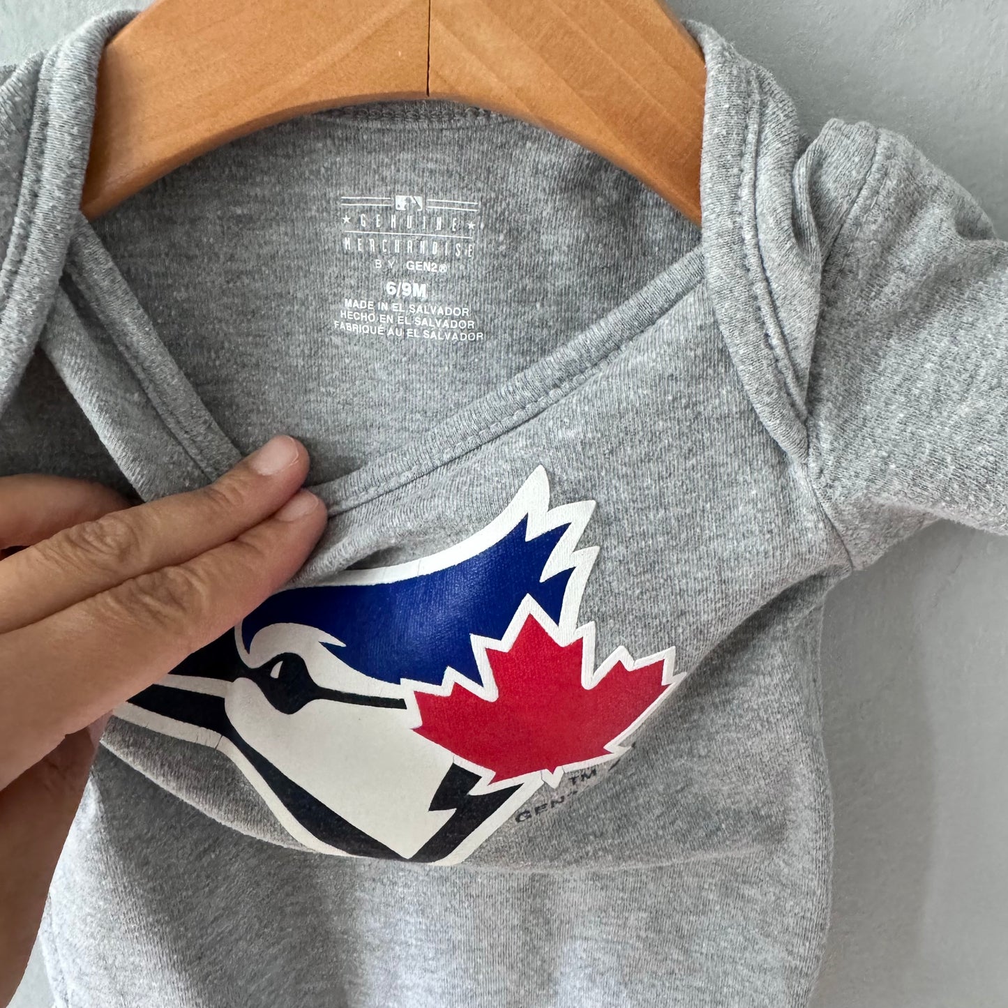 MLB / Toronto Blue Jays onesie / 6-9M