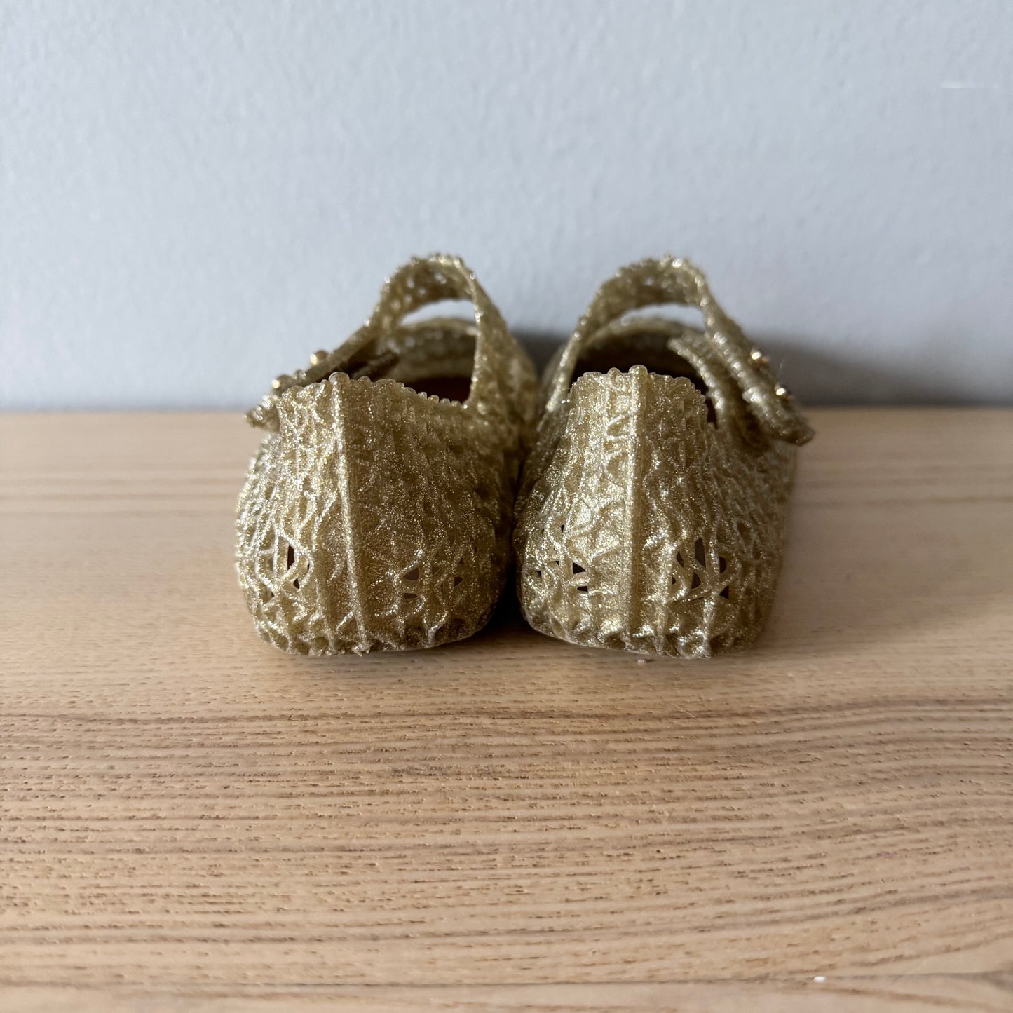 Mini Melissa  x Campana / Gold jelly shoes / US9