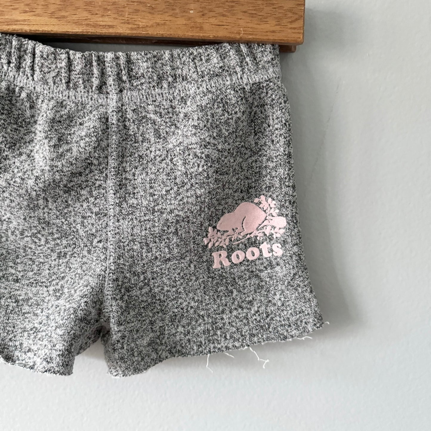 Roots / Salt n pepper shorts / 6-12M