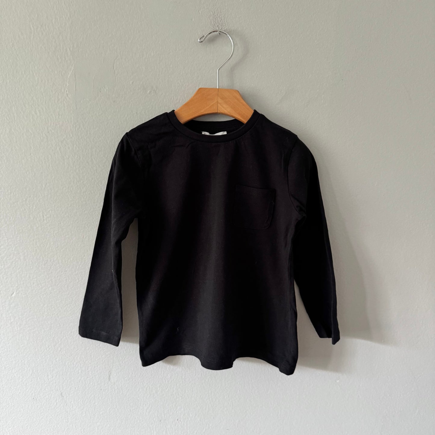 Mango / Black long sleeve T-shirt / 3-4Y