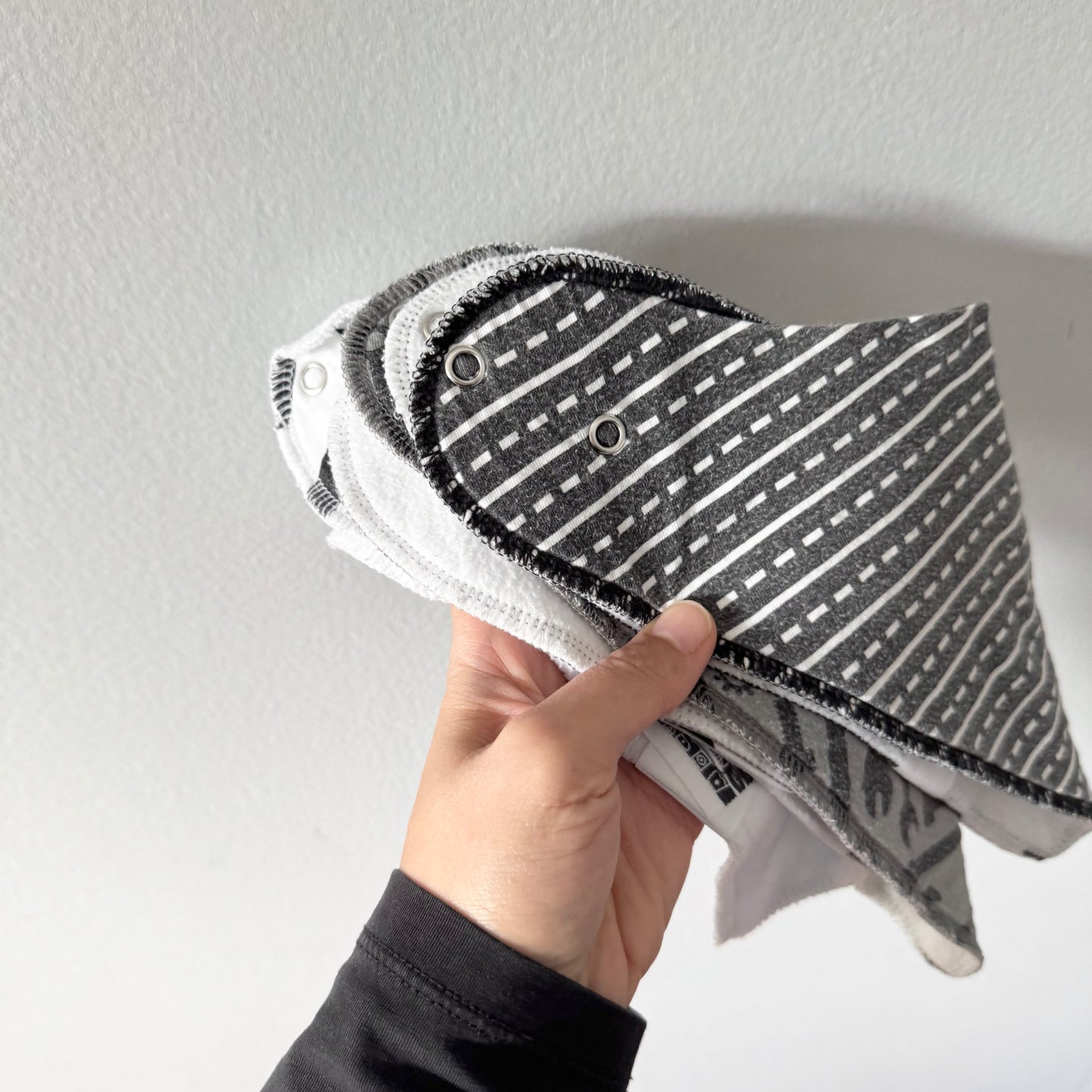 Copper Pearl / 3 set of bibs