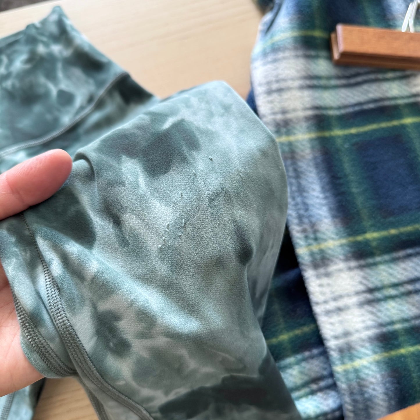 Lululemon / Tie dye leggings / Women 6