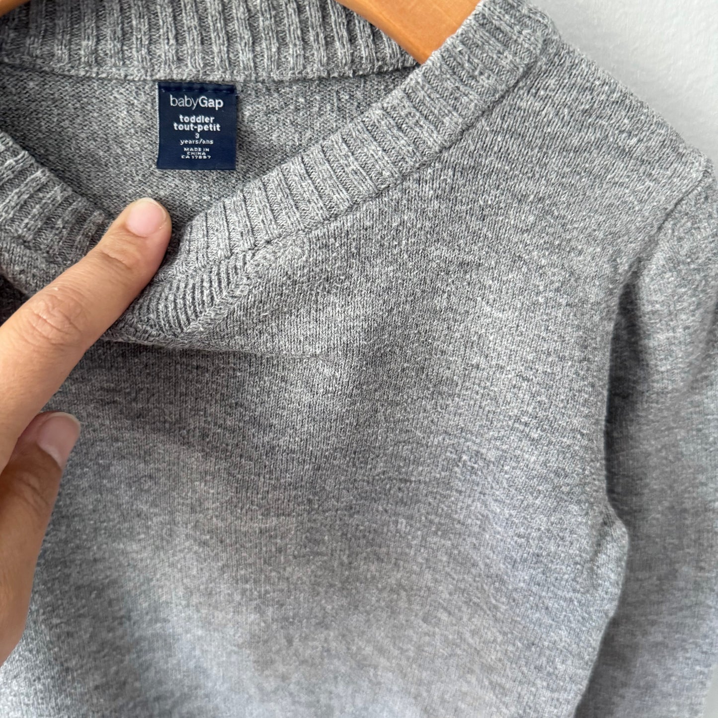 Gap / Grey cotton knit pullover / 3Y - PLAY
