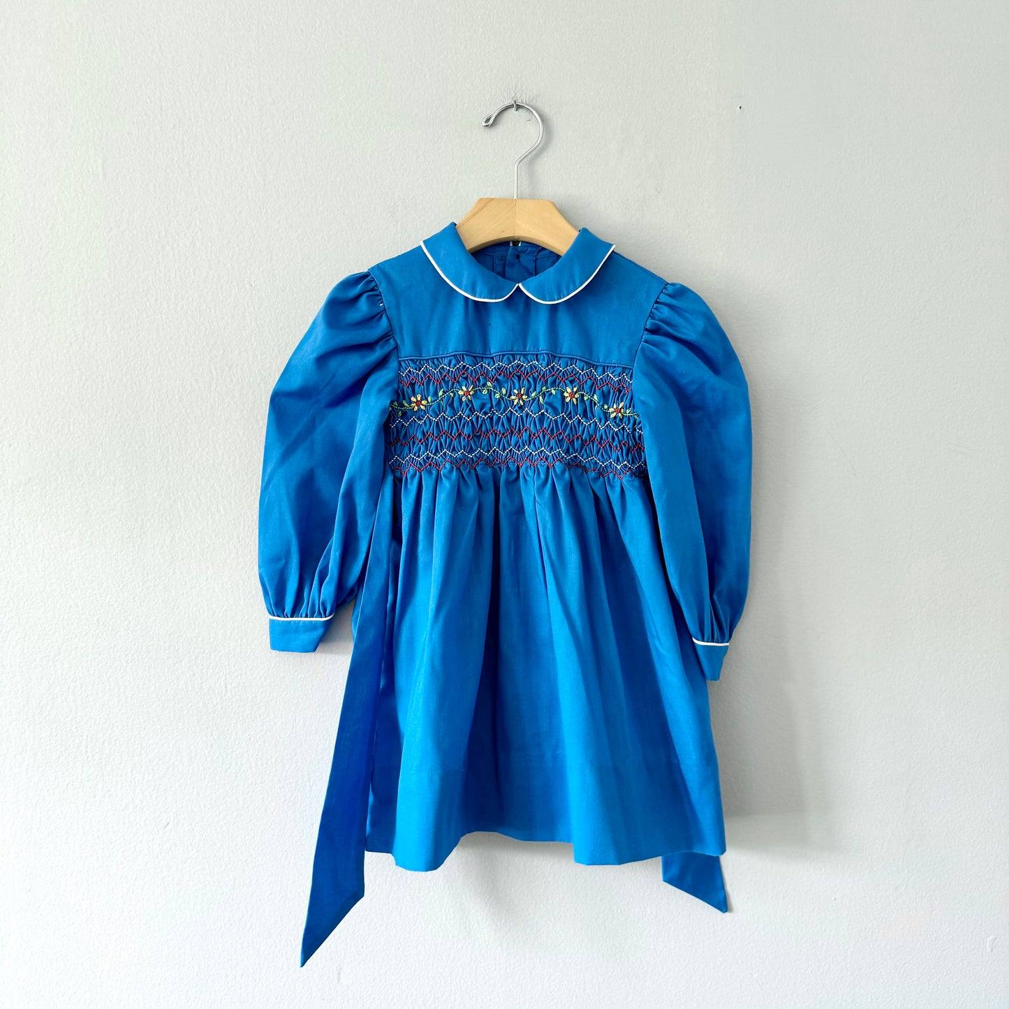 Vintage / Blue smock handmade dress / 4Y