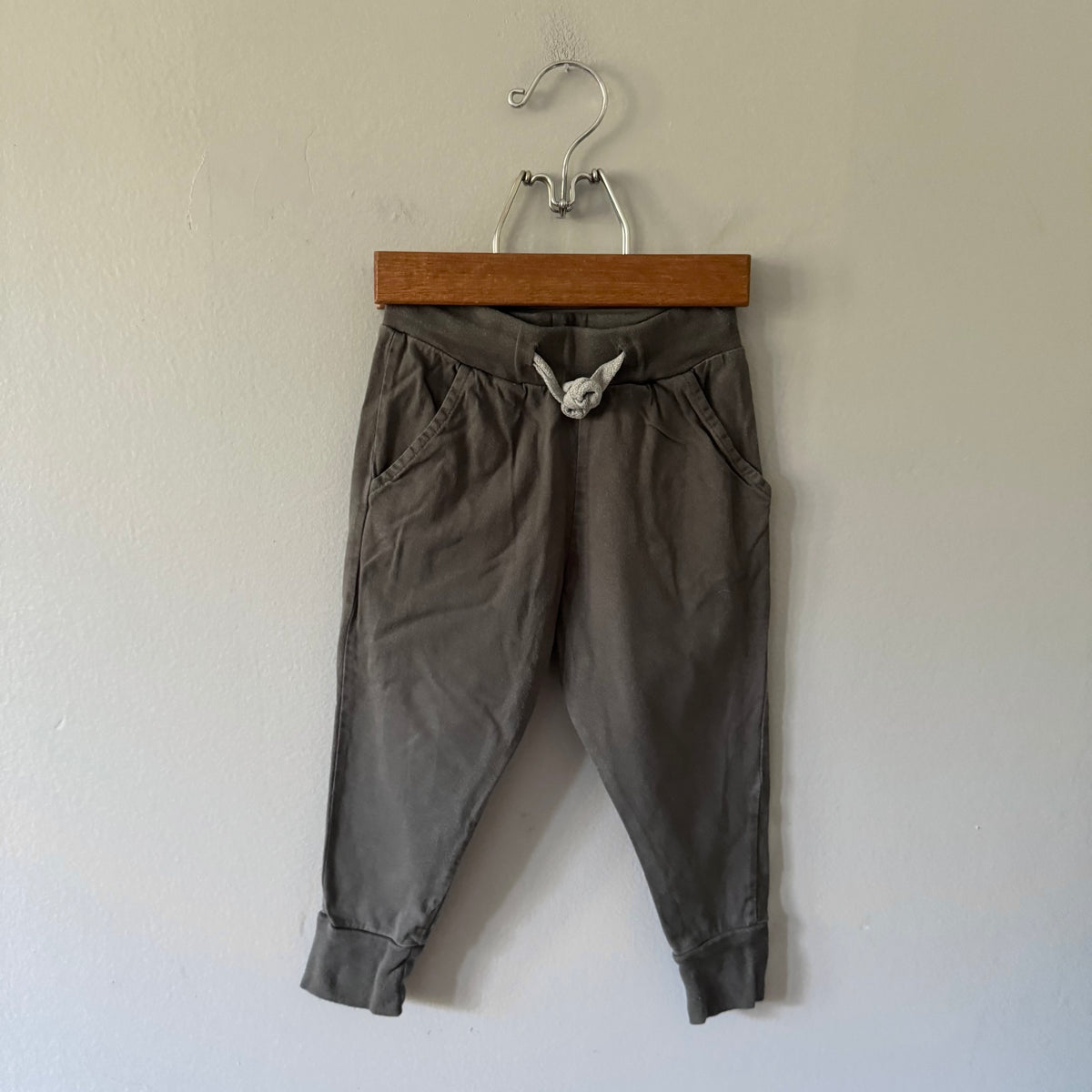 Mini mioche / Dark grey cotton pants / 18-24M