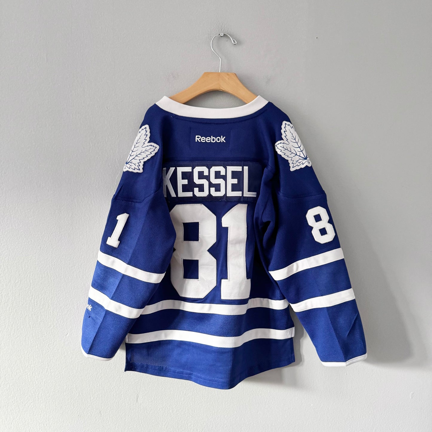 NHL / Toronto Maple Leafs jersey #81 / Youth SM