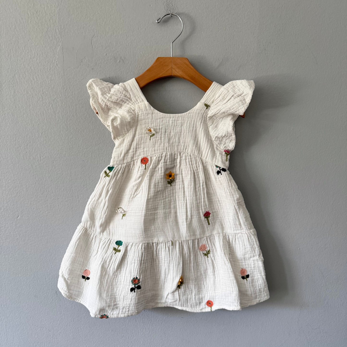 Zara / White muslin x flower dress / 2Y